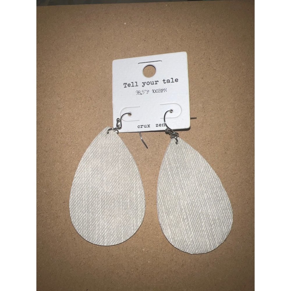 Tell Your Tale Cloth Earrings — NWTS